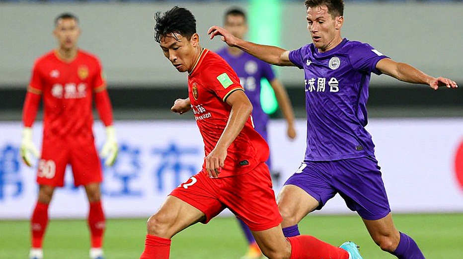 Olaha Manh Duc and Williams Minh Hoang Naturalized: A Passport That Has Not Yet Opened the National Team Door Olaha Manh Duc and Williams Minh Hoang Naturalized: A Passport That Has Not Yet Opened the National Team Door