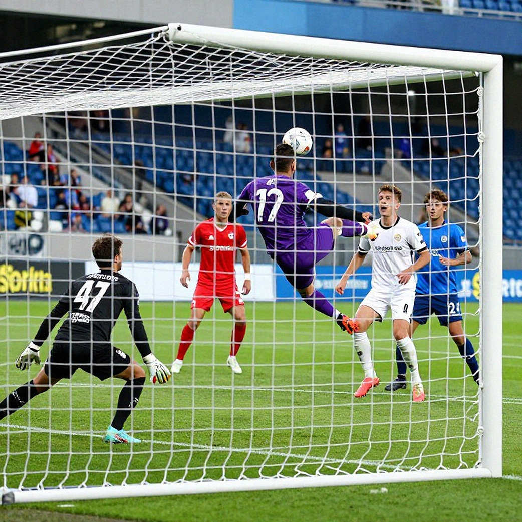 Biên bản kỷ luật V.League: Khi tiếng ồn khán đài viết nên những tấm thẻ
