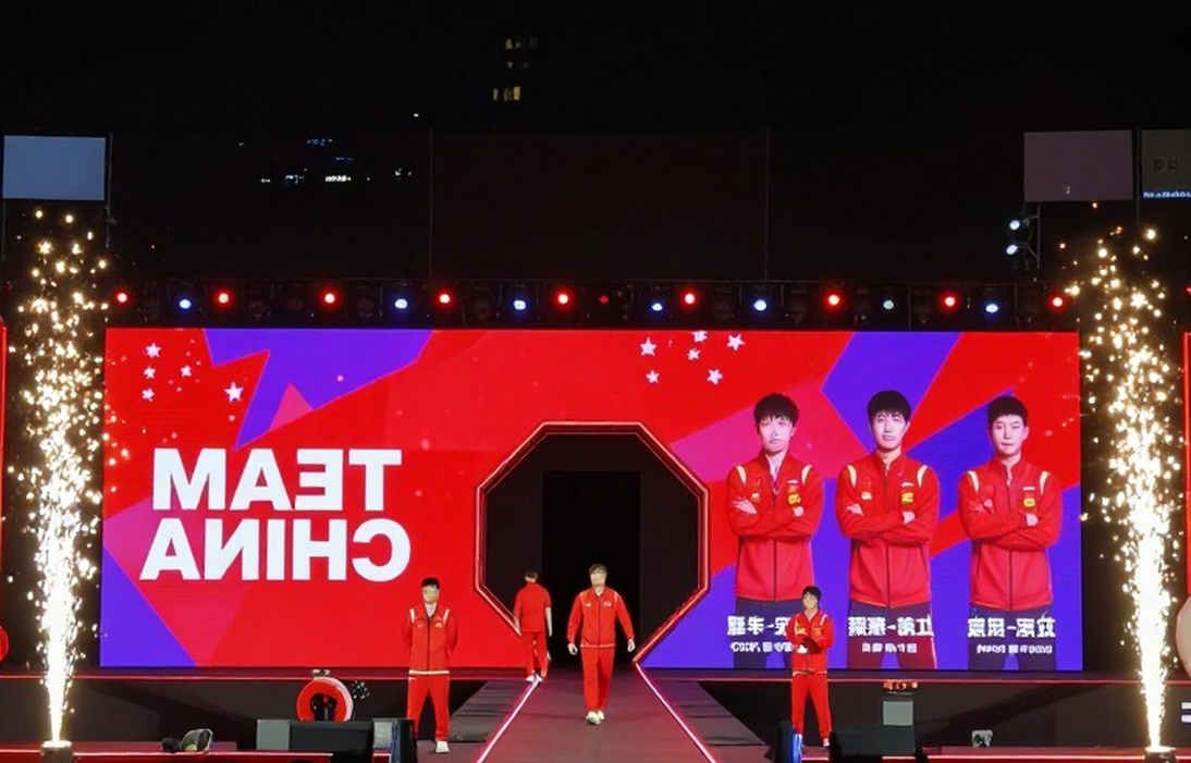 Chín chiều phân tích esports: Khi dữ liệu trả về trang rỗng và mùa chuyển nhượng vẫn gào thét