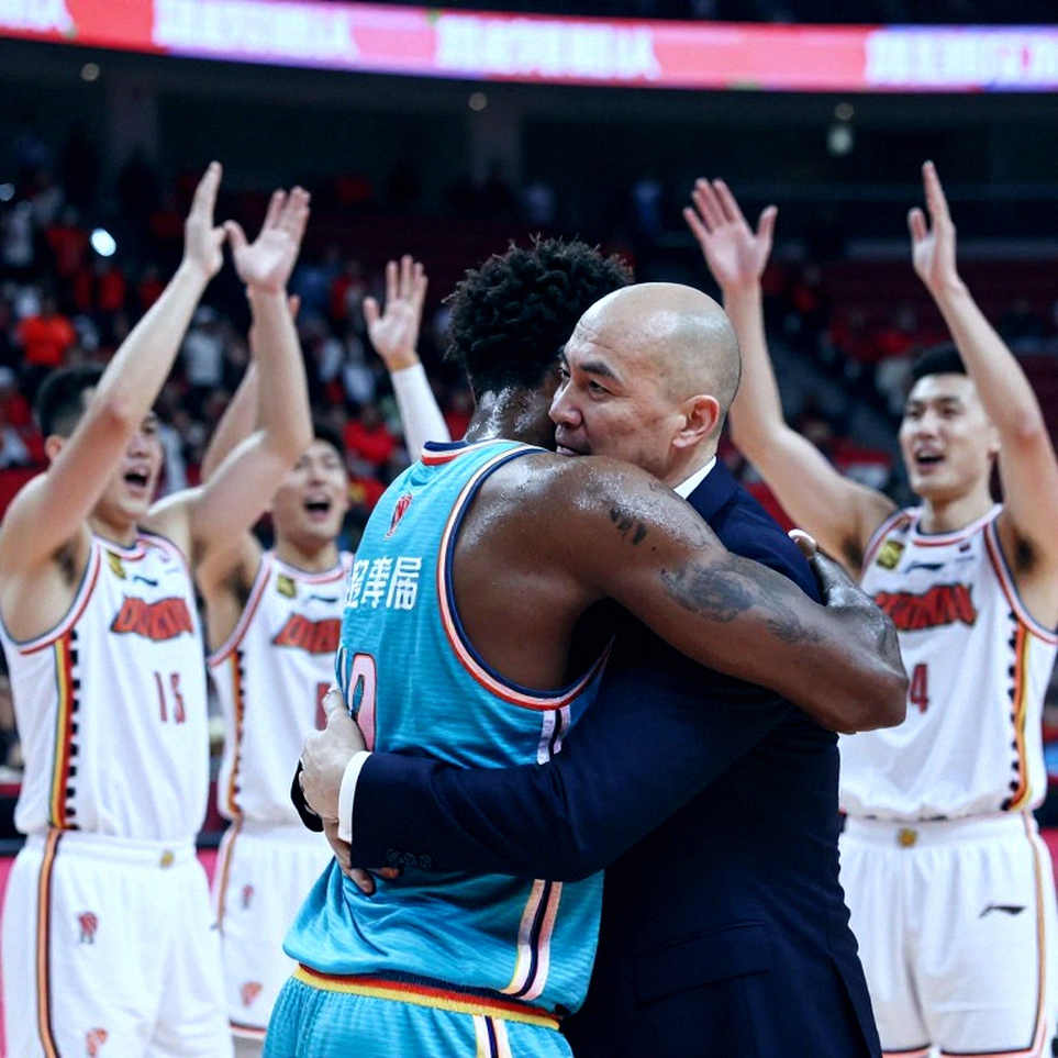 Net Rating Mùa Thường Niên NBA: Lời Nói Dối Đẹp Nhất Trong Phòng Thống Kê