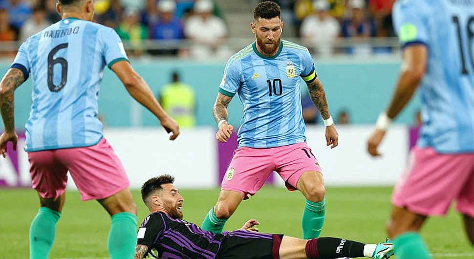Kounde và vết thương của cỗ máy: Barca bước vào tuần lễ định mệnh với hai chốt chặn lung lay