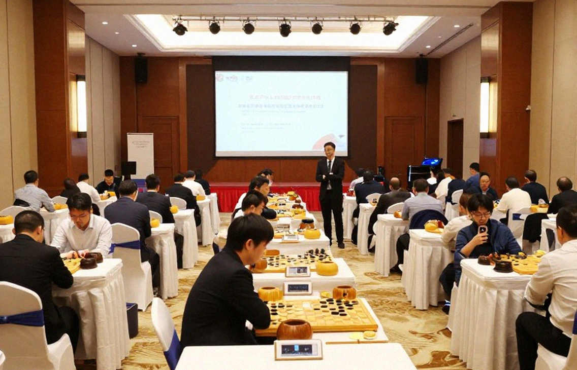GCL 2026: Nepomniachtchi khiến Carlsen toát mồ hôi trước khi vượt qua Sindarov bằng đồng hồ