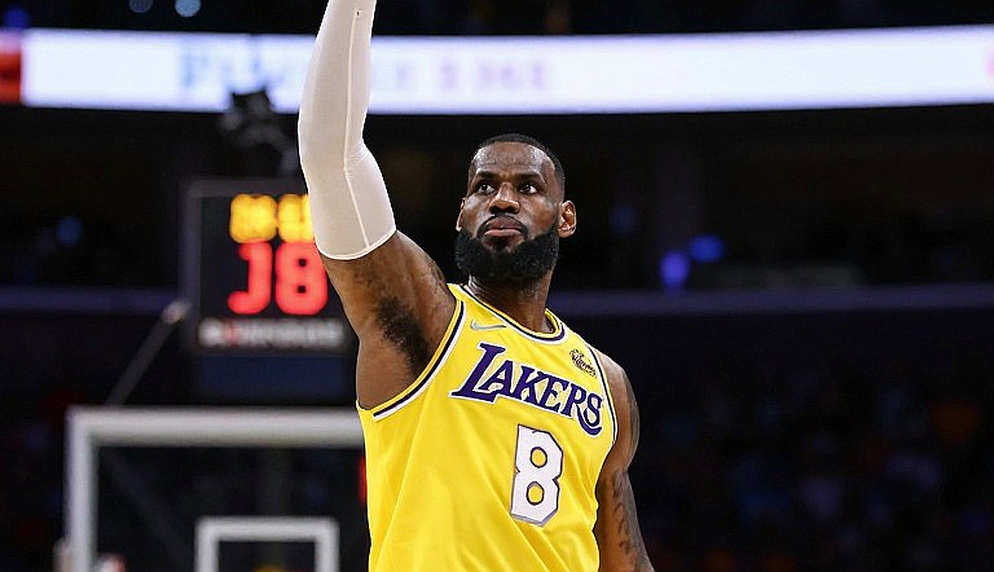 Barcelona thắng Milan tại EuroLeague: 17 lần bắt bóng tấn công và một nụ cười có điều kiện