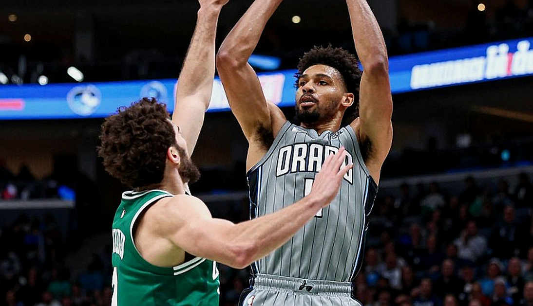 Lakers 2-0 nhưng Dončić mất bóng 11 lần: Chiến thắng đang che lỗ hổng ball-security