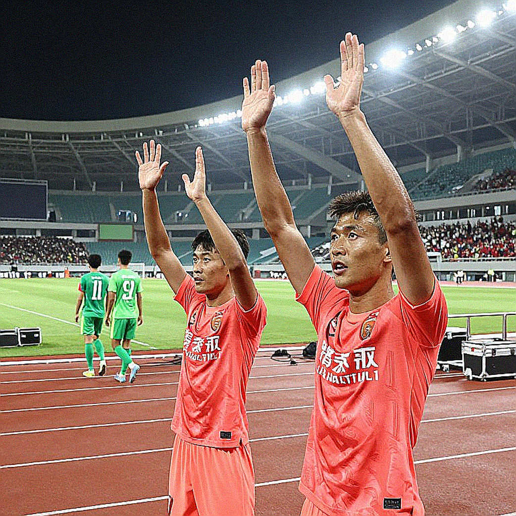 Herdman's Two 'Special Strategies' Before Singapore: The Identity Question in Three Days Herdman's Two 'Special Strategies' Before Singapore: The Identity Question in Three Days