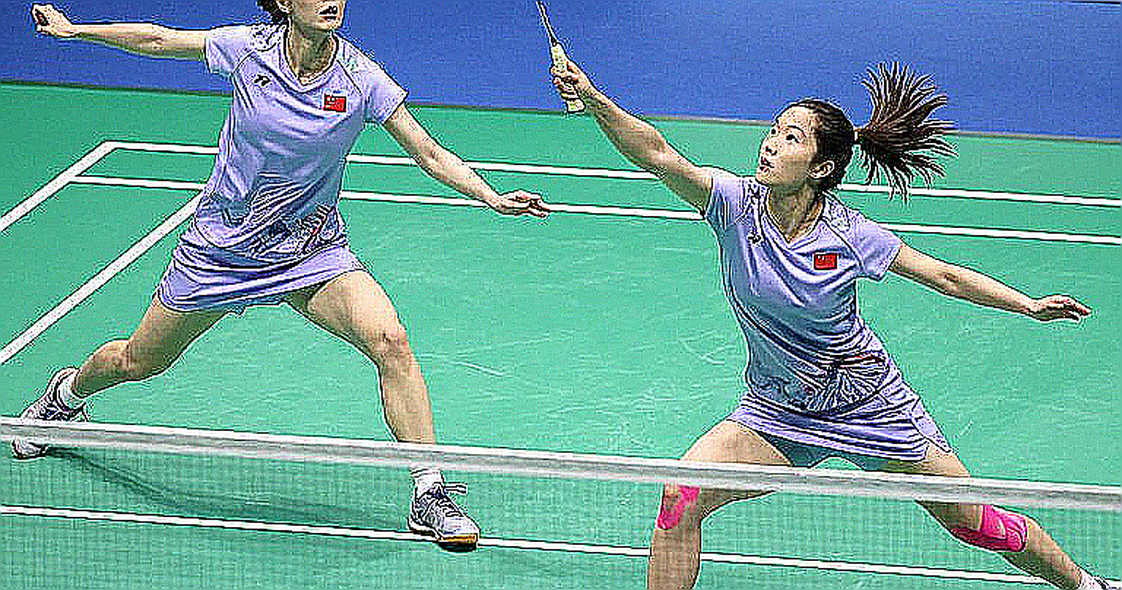 Alwi Farhan Trains With Kento Momota Ahead of Asian Games 2026: One Session, Two Eras Alwi Farhan Trains With Kento Momota Ahead of Asian Games 2026: One Session, Two Eras