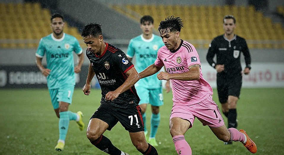 Bàn đánh đầu phút 47 của Haaland, đường hầm Dragão và vết nứt Man City chưa kịp nhìn thấy
