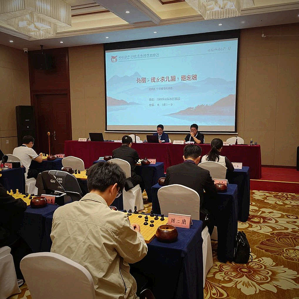 Phân Tích Chuyên Sâu: Karsten Müller Và Ngách Huấn Luyện Tàn Cuộc Trong Kỷ Nguyên Máy Tính