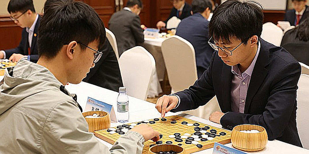 Magnus Carlsen: AI san phẳng lợi thế, và con người chưa giỏi cờ đến mức chúng ta tưởng
