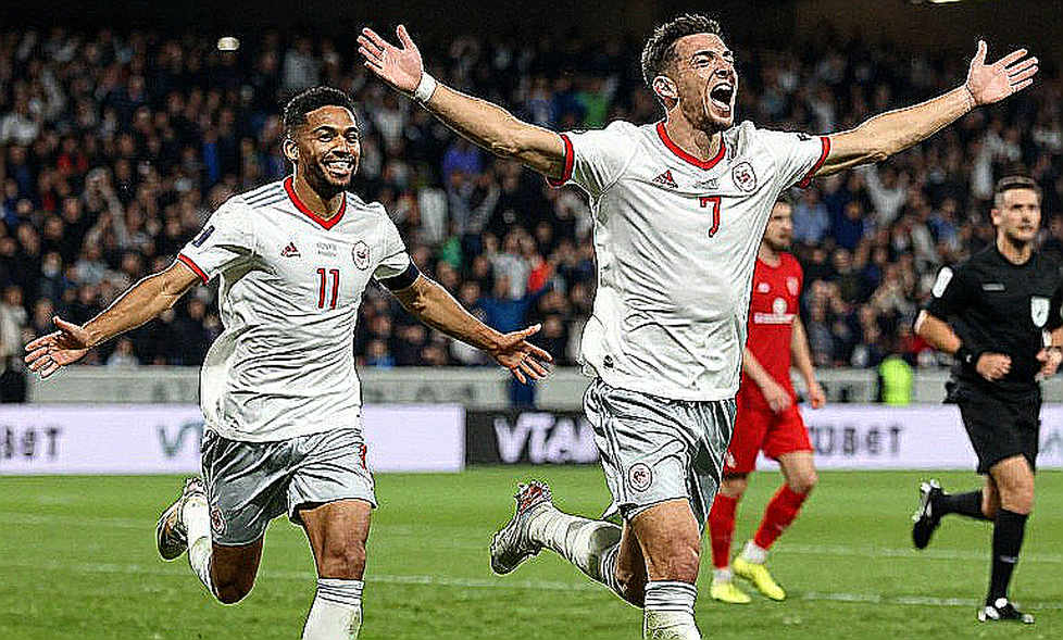 Beşiktaş và đề nghị 20 triệu euro cho Junior Olaitan: đọc nhịp trước khi đọc bản hợp đồng