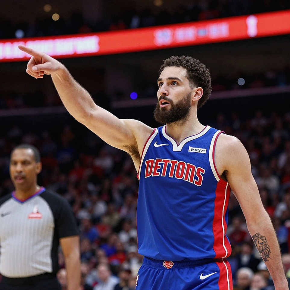 Nine Filled Boxes, Zero Facts: The Trap of the Perfect Basketball Report Nine Filled Boxes, Zero Facts: The Trap of the Perfect Basketball Report