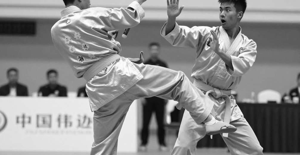 Ba tấm vàng poomsae và bản đồ mũi nhọn của taekwondo Việt Nam