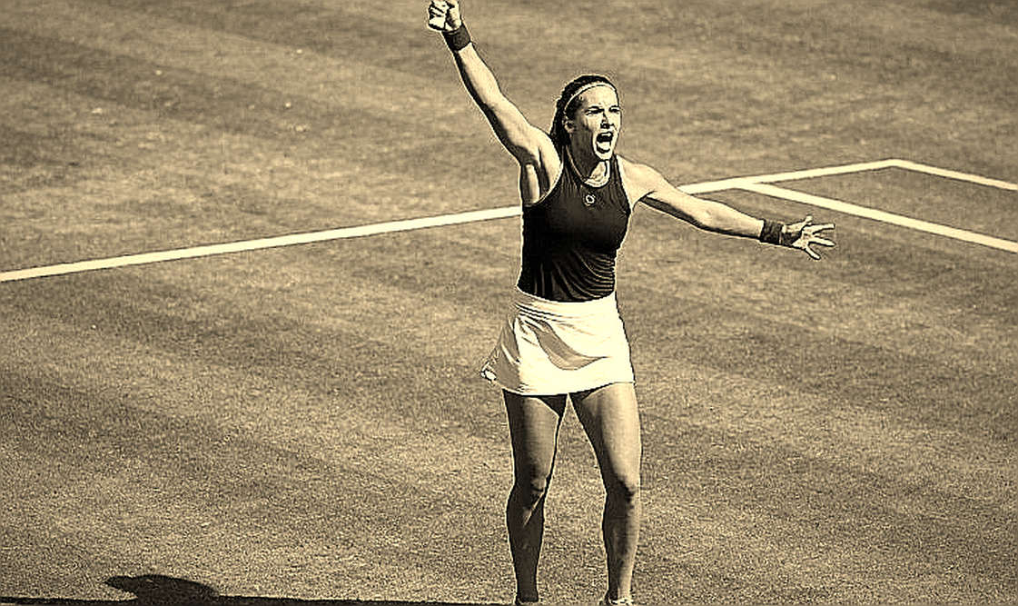 Hệ thống dán nhãn “tennis” cho một bài báo du lịch: lỗ hổng nằm ở chỗ không ai dám nói “tôi không biết”