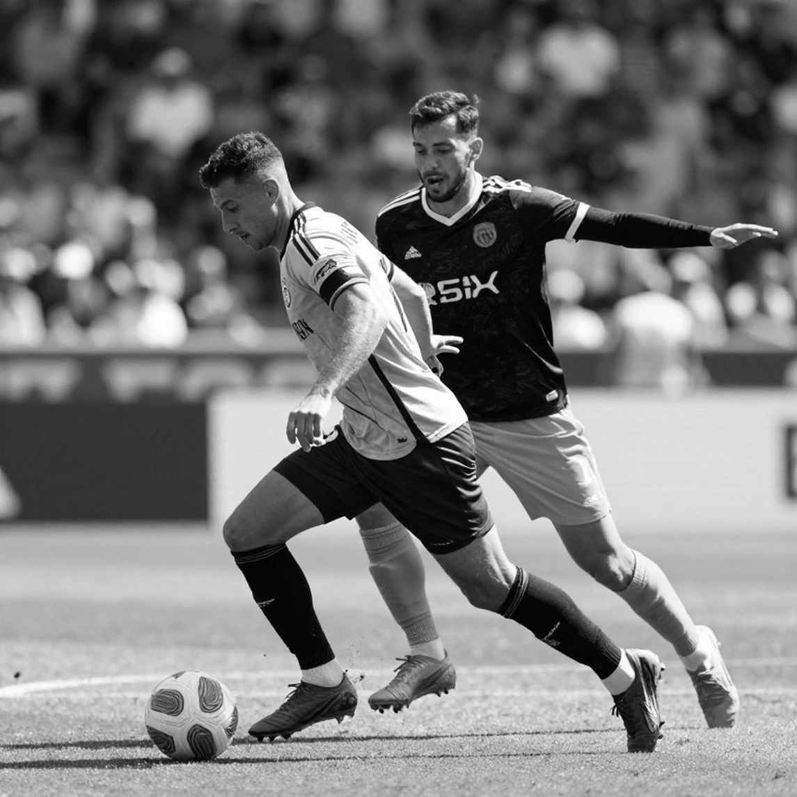 Cong An Ha Noi beat Dong Nai 3-0 in V-League round 3: two dangerous fouls, one red card and one yellow that felt far too light Cong An Ha Noi beat Dong Nai 3-0 in V-League round 3: two dangerous fouls, one red card and one yellow that felt far too light