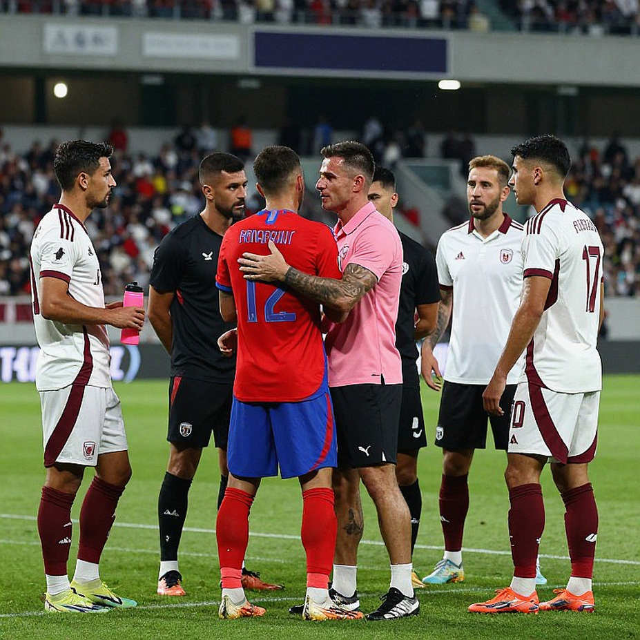 Luis Enrique - Mỏ Neo Của PSG: Khi Chiến Thắng Được Thể Chế Hóa Thành Hệ Thống