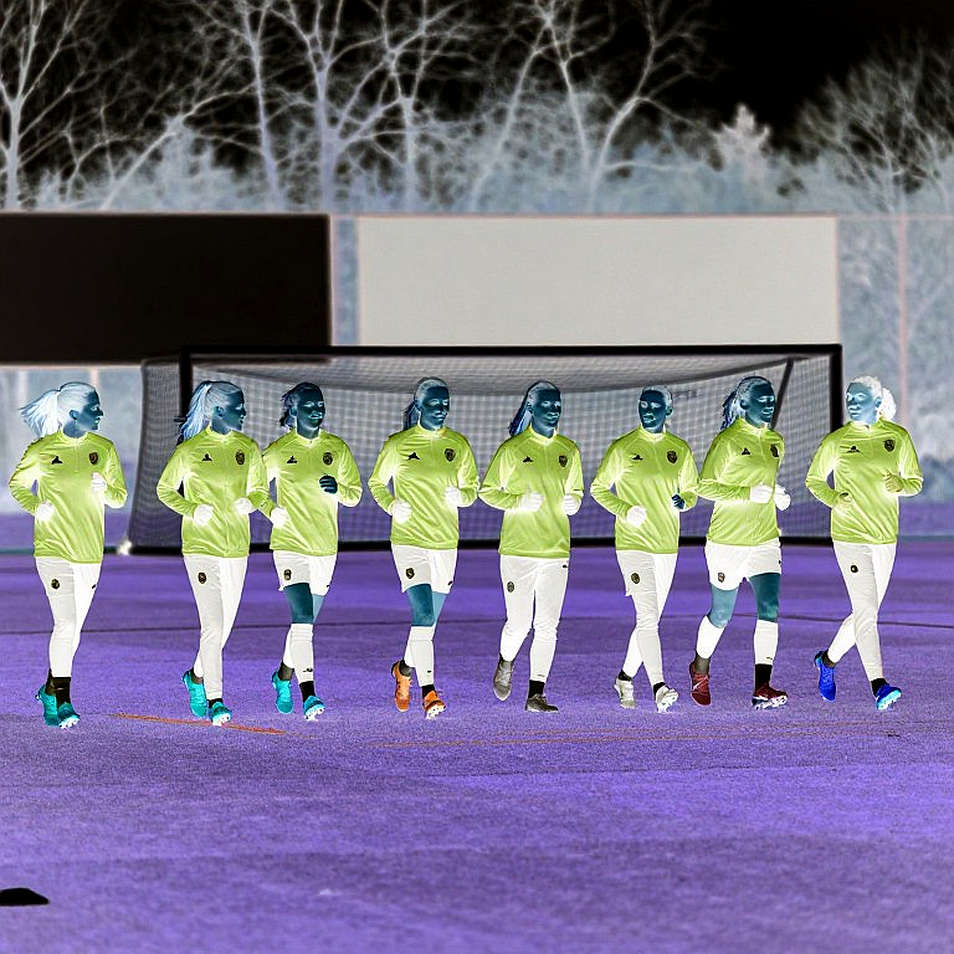 Việt Nam 4-2 Pakistan: Băng ghế dự bị che lấp một hiệp một đứt gãy