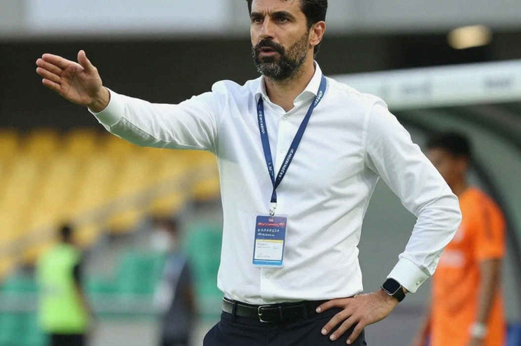 Nine Empty Cells and Vietnamese Football's Habit of Analysing by Feel Nine Empty Cells and Vietnamese Football's Habit of Analysing by Feel